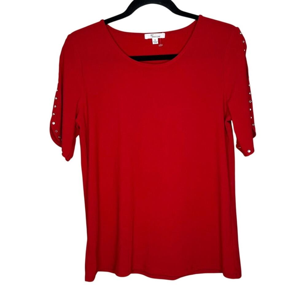 89th + Madison Red Blouse Rhinestone Cold Shoulder Short Sleeve Crewneck Top M